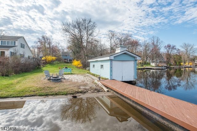 46 Myrtle Ave, Frankford Twp., NJ 07826