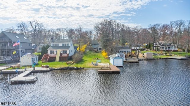 46 Myrtle Ave, Frankford Twp., NJ 07826