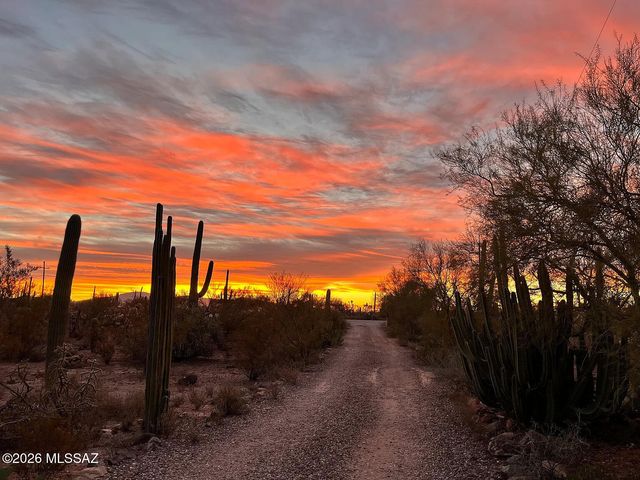 4390 W Camino Nuestro, Tucson, AZ 85745