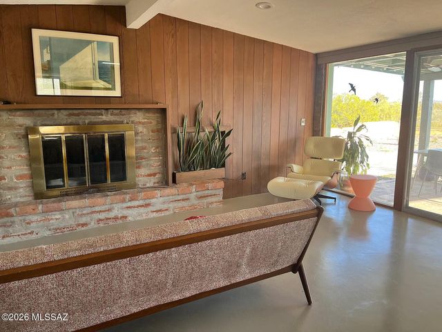4390 W Camino Nuestro, Tucson, AZ 85745