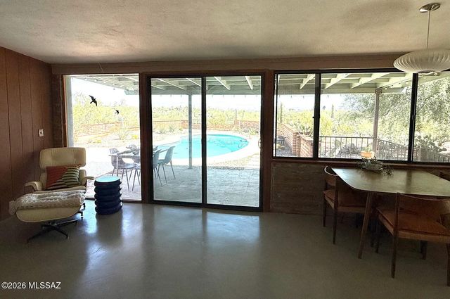 4390 W Camino Nuestro, Tucson, AZ 85745
