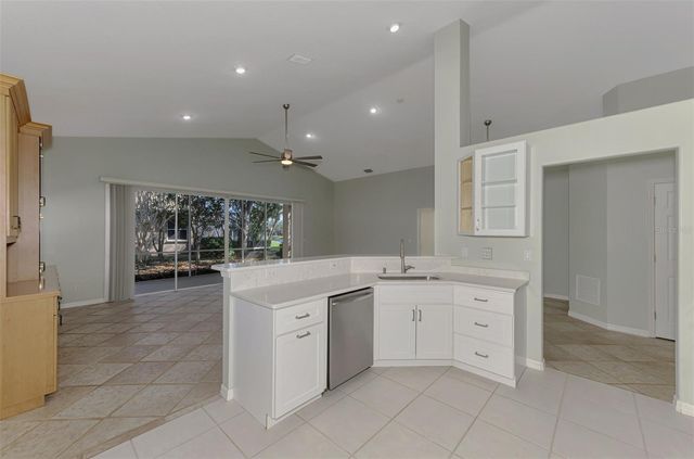 5271 HIGHBURY CIRCLE, Sarasota, FL 34238