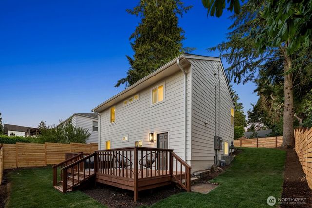 3002 NE 97th Street, Seattle, WA 98115