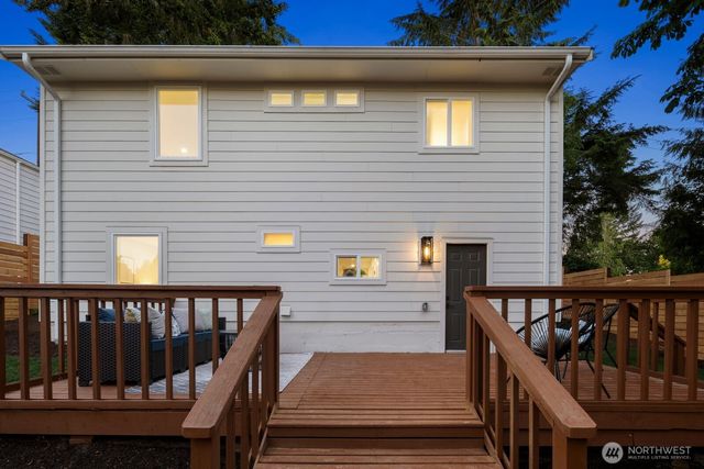 3002 NE 97th Street, Seattle, WA 98115