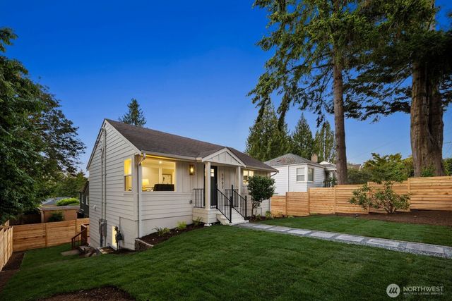 3002 NE 97th Street, Seattle, WA 98115