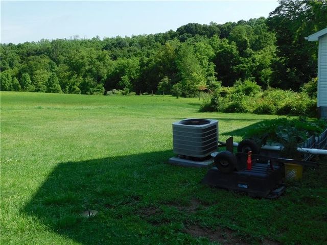 577 Woodside Old Frame Road, Smithfield, PA 15478