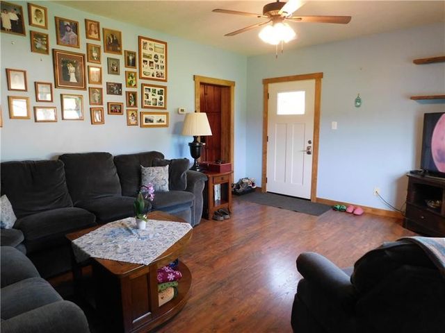 577 Woodside Old Frame Road, Smithfield, PA 15478