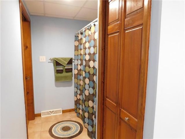 577 Woodside Old Frame Road, Smithfield, PA 15478