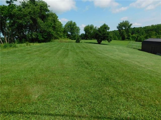 577 Woodside Old Frame Road, Smithfield, PA 15478