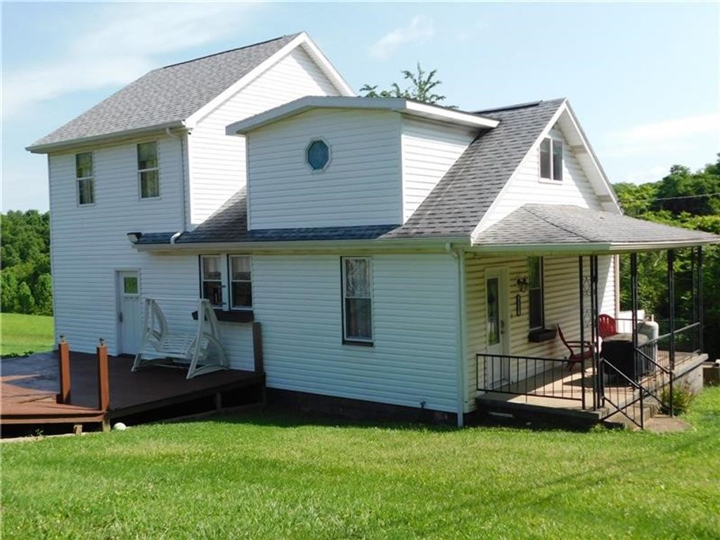 577 Woodside Old Frame Road, Smithfield, PA 15478
