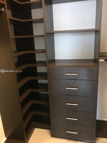 20301 W Country Club Drive 830, Aventura, FL 33180