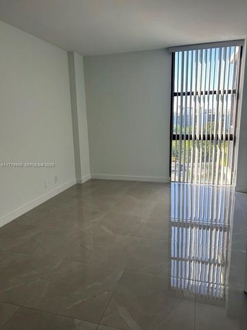 20301 W Country Club Drive 830, Aventura, FL 33180