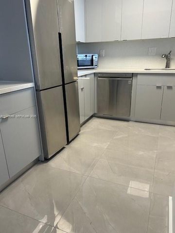 20301 W Country Club Drive 830, Aventura, FL 33180