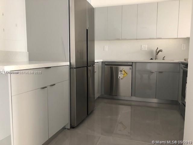 20301 W Country Club Drive 830, Aventura, FL 33180