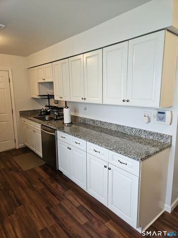 11 Audette Drive, Wallingford, CT 06492
