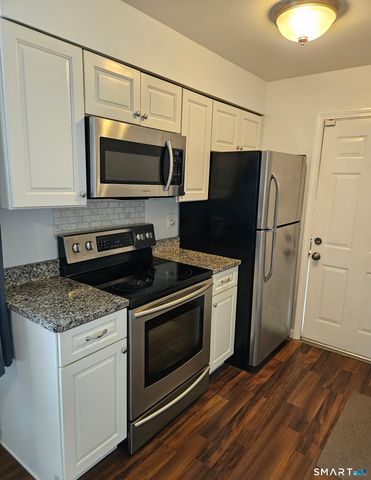 11 Audette Drive, Wallingford, CT 06492