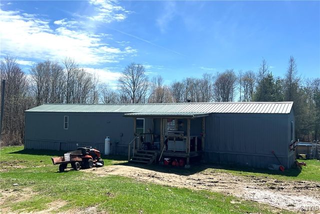 6279 County Route 17, Redfield, NY 13437