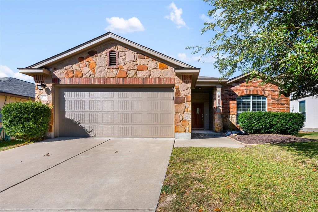 220 Bauxite DR, Jarrell, TX 76537