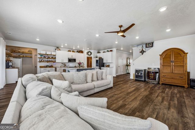 152 College Street, Kingsland, GA 31548