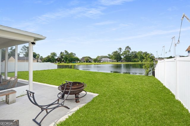 152 College Street, Kingsland, GA 31548