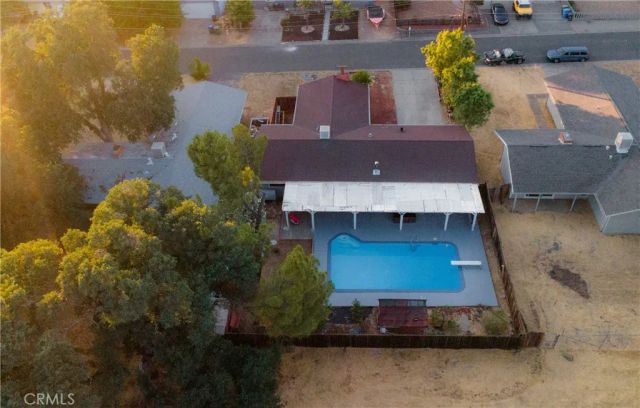 15155 Woodside Drive, Clearlake, CA 95422