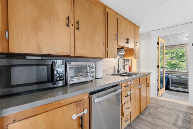 71-73 Park Street, Northfield, NH 03276