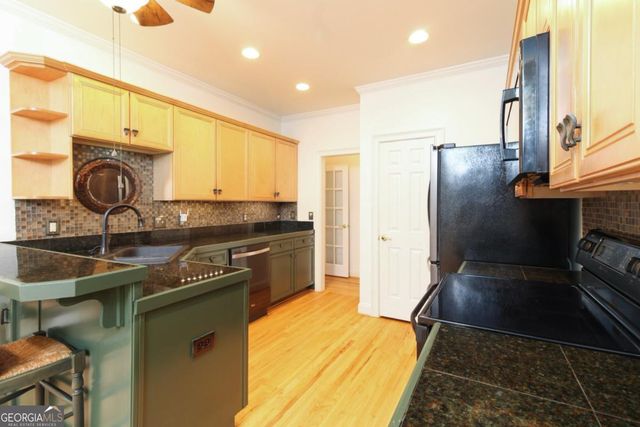 105 Greystone Terrace, Athens, GA 30606