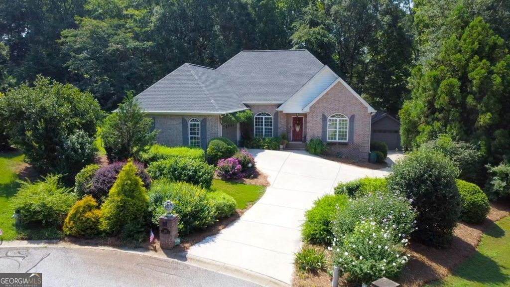 105 Greystone Terrace, Athens, GA 30606