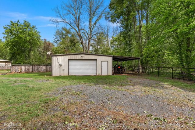 2675 Swan Lake Road, Bossier City, LA 71111