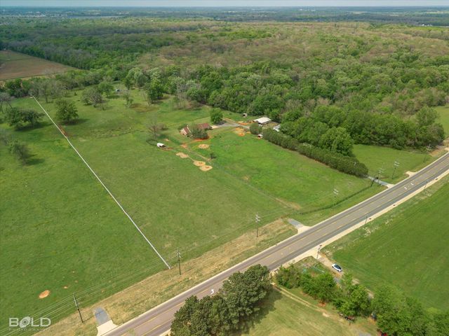 2675 Swan Lake Road, Bossier City, LA 71111