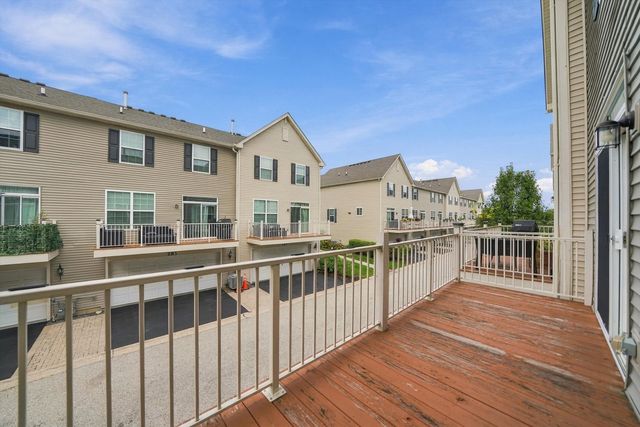 282 Lionel Drive, Grayslake, IL 60030