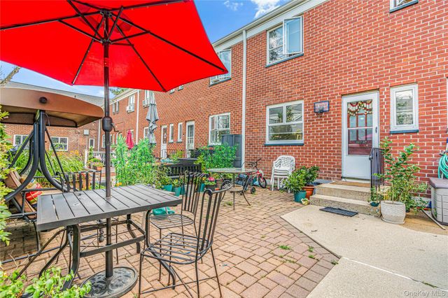 227-07 Hillside Avenue 516, Queens Village, NY 11427