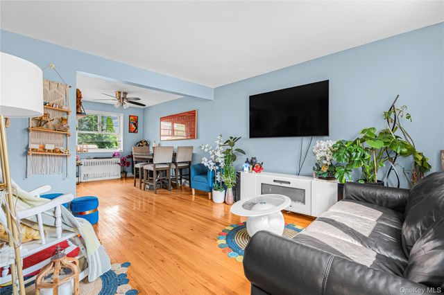 227-07 Hillside Avenue 516, Queens Village, NY 11427