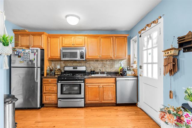 227-07 Hillside Avenue 516, Queens Village, NY 11427