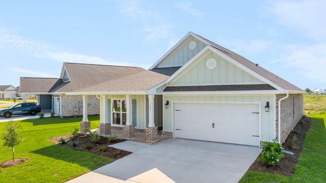 125 W Gray Owl Drive, Freeport, FL 32439