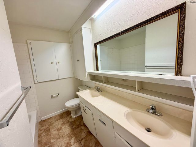 4131 MOFFETT AVENUE, Wichita Falls, TX 76308