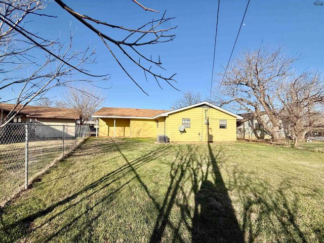 4131 MOFFETT AVENUE, Wichita Falls, TX 76308