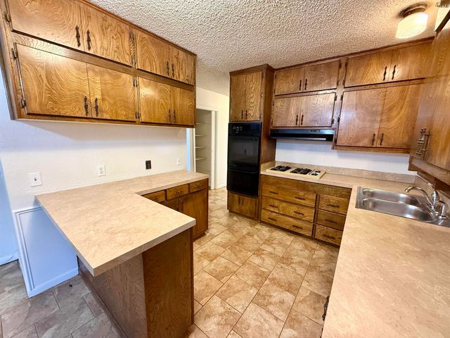 4131 MOFFETT AVENUE, Wichita Falls, TX 76308