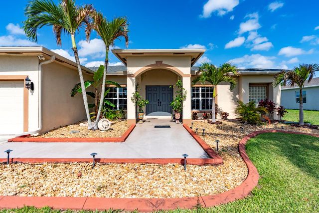 4230 SW Bachman Street, Port St. Lucie, FL 34953