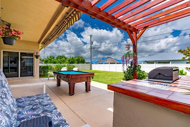 4230 SW Bachman Street, Port St. Lucie, FL 34953