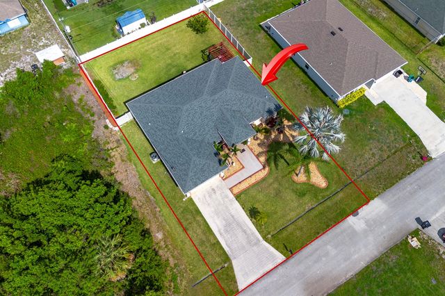4230 SW Bachman Street, Port St. Lucie, FL 34953