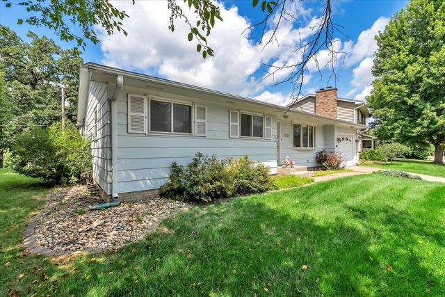 1530 W GEORGE WASHINGTON Boulevard S, Davenport, IA 52804