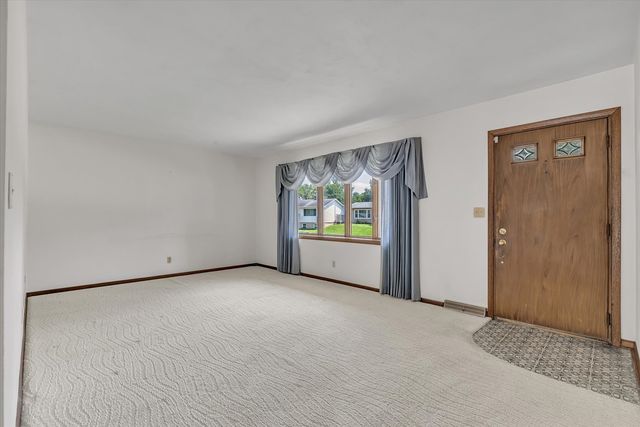 1530 W GEORGE WASHINGTON Boulevard S, Davenport, IA 52804