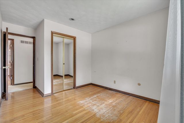1530 W GEORGE WASHINGTON Boulevard S, Davenport, IA 52804