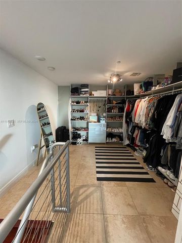 1050 Brickell Ave 410, Miami, FL 33131