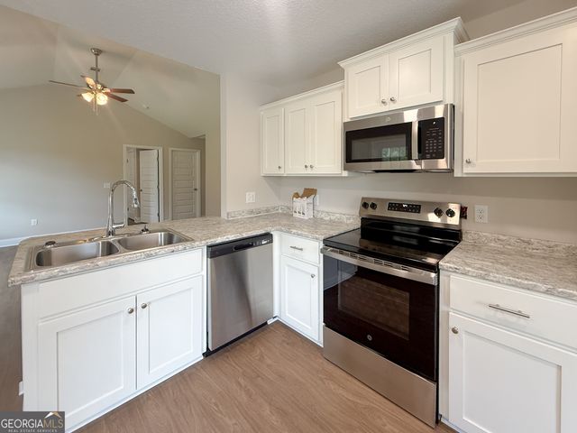 3923 Mosley Road, Claxton, GA 30417
