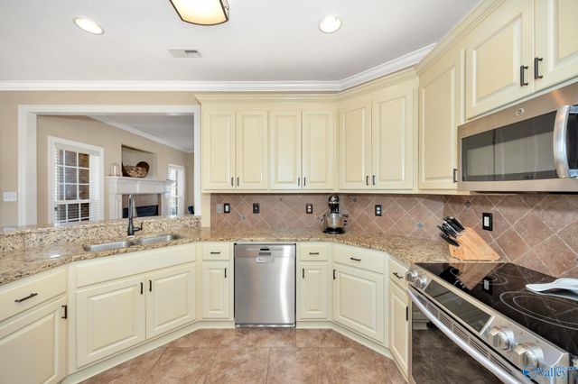 316 Stoneham Way, Madison, AL 35756