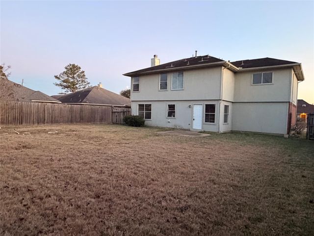 1410 Hunter Green Lane, Fresno, TX 77545