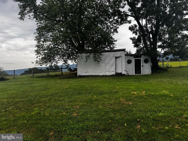307 PALMYRA RD, Edinburg, VA 22824