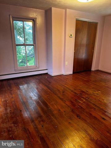 307 PALMYRA RD, Edinburg, VA 22824